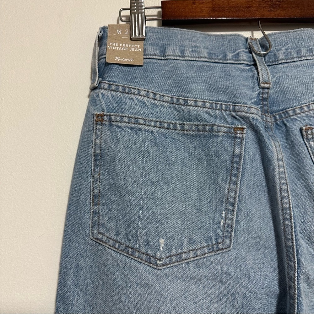 Madewell The Perfect Vintage Jean in Grandbay Wash: Ripped Edition - Picture 7 of 12
